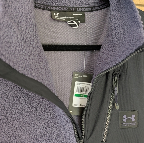 143.Nwt Under Armour‎ Black and Gray Sport Vest - Picture 4 of 5